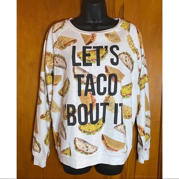 Freeze Sweaters - “Let’s Taco ’Bout It” Taco Print Sweatshirt | Cozy Graphic Pullover | Size L